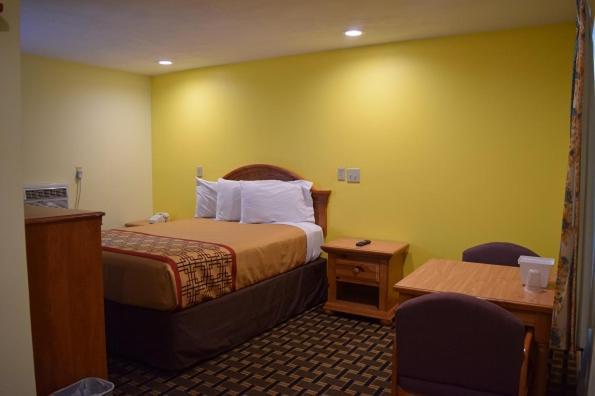 Snelling Motor Inn Mendota ภายนอก รูปภาพ