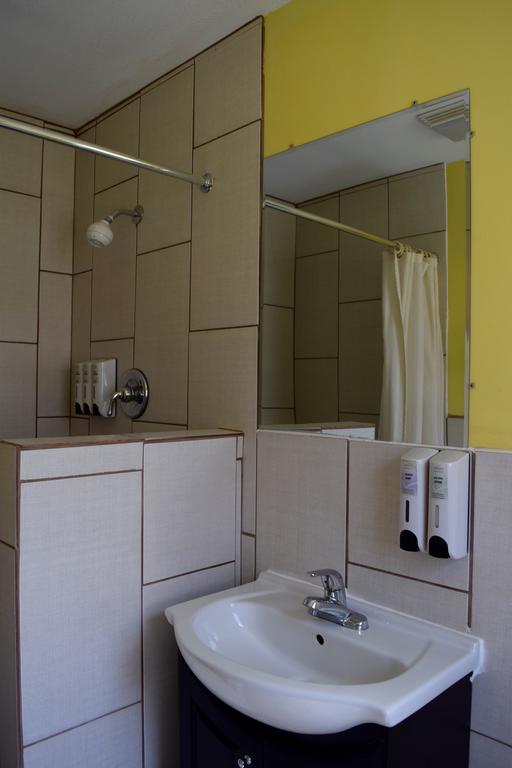 Snelling Motor Inn Mendota ภายนอก รูปภาพ