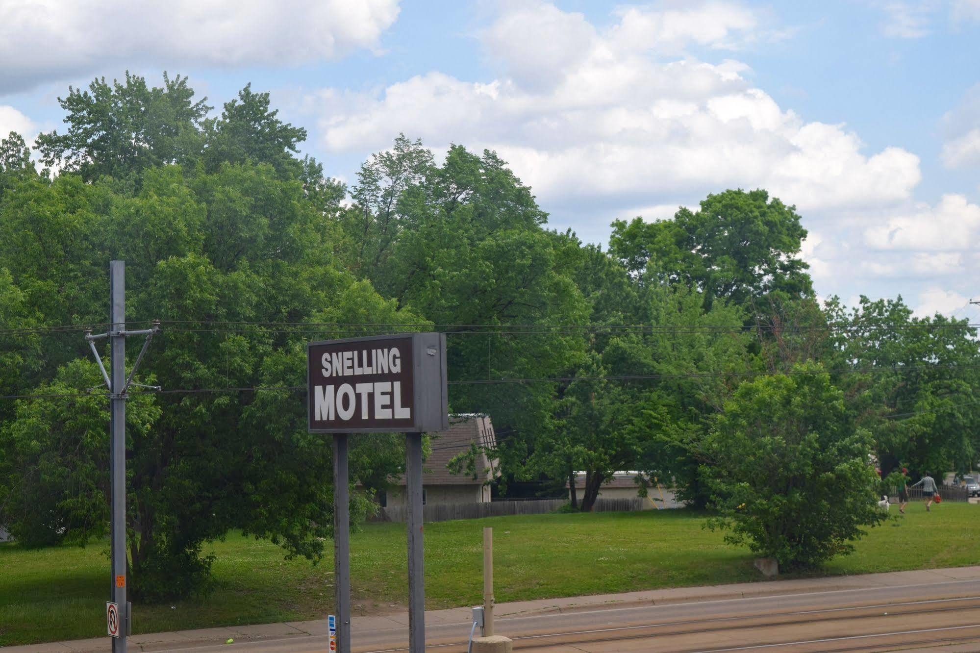 Snelling Motor Inn Mendota ภายนอก รูปภาพ
