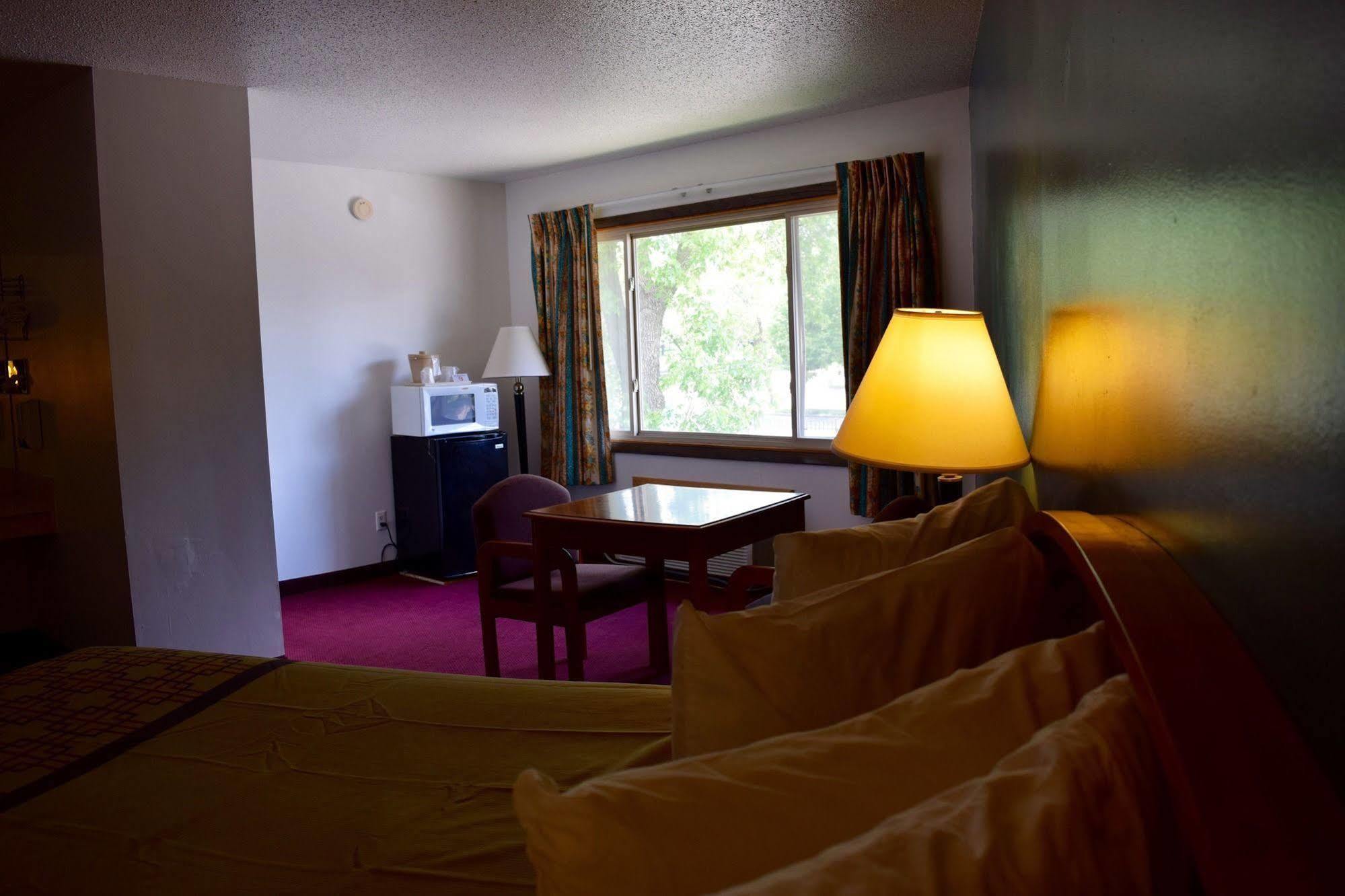 Snelling Motor Inn Mendota ภายนอก รูปภาพ
